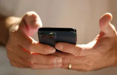 Dù bền đến đâu, smartphone vẫn cần ốp lưng bảo vệ