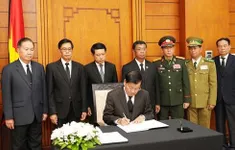 Lãnh đạo Đảng, Nhà nước Lào viếng nguyên Chủ tịch nước Trần Đức Lương