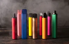 Hóa chất trong thuốc lá điện tử có thể dẫn tới bệnh "phổi bỏng ngô"