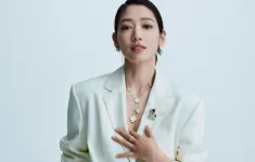 Park Shin Hye kỷ niệm 20 năm diễn xuất và chia sẻ bí quyết sống hạnh phúc