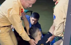 Kịp thời cứu sống nam thanh niên đuối nước trên sông Đuống