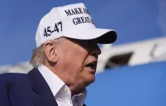 Ông Trump hoãn áp thuế quan 50% đối với EU