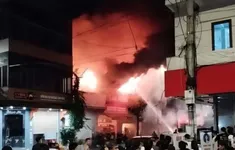 Cháy cửa hàng phụ tùng xe máy điện, nhiều tài sản bị thiêu rụi