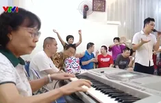 Lớp học của những đứa trẻ “không lớn”