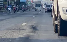 “Sóng trâu” trên Quốc lộ 51 khiến tài xế khiếp vía