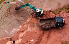 Hòa Bình: Ngày đêm khai thác cát trái phép ở lòng suối Nhạp