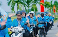 Khánh thành công trình Đường cờ Tổ quốc và Đường hoa tại quê Bác