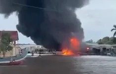 Cháy lớn cơ sở xăng dầu ở Đất Mũi, thiệt hại hàng trăm triệu đồng