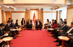 Phó Thủ tướng Nguyễn Chí Dũng tiếp Thống đốc tỉnh Mie