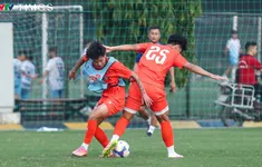 Tài năng trẻ Việt kiều nỗ lực tập luyện cùng U22 Việt Nam