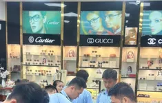 Thu giữ lô kính mắt giả mạo nhãn hiệu nổi tiếng, trị giá hàng trăm triệu đồng