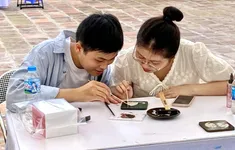 Một ngày làm nghệ nhân tại Lễ hội “Lớn lên cùng Truyền thống”