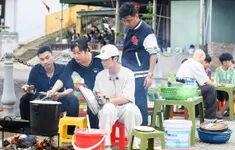 Bố ơi mình đi đâu thế - Tập 3: Neko Lê và các bố trầy trật khởi nghiệp bánh cuốn chả mực