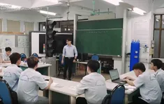 Nhà vô địch Robocon trở về giảng đường để truyền lửa đam mê kỹ thuật