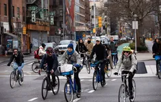Thành phố New York siết chặt quản lý người đi xe đạp