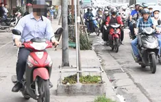 Hà Nội: Hàng trăm trường hợp bị xử phạt vì đi xe lên vỉa hè, vượt đèn đỏ