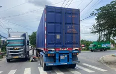 Hai mẹ con bị container cán tử vong ở TP Hồ Chí Minh