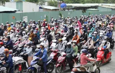 TP Hồ Chí Minh: Cấm xe máy vào đường dẫn cao tốc, nút giao An Phú kẹt cứng