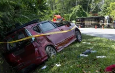 Tai nạn xe buýt nghiêm trọng tại Malaysia, ít nhất 15 sinh viên thiệt mạng