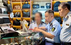 Saigon Square tiếp tục bị phát hiện bày bán sản phẩm giả