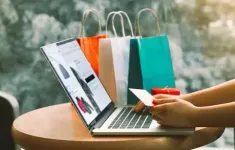 Cuộc cạnh tranh miễn phí vận chuyển “nóng” trở lại