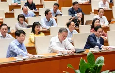 Quốc hội thông qua sửa 5 điều của Hiến pháp, kết thúc hoạt động cấp huyện từ 1/7