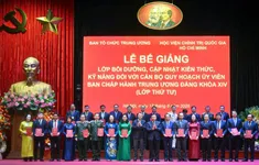 Bế giảng lớp bồi dưỡng cán bộ quy hoạch Ủy viên Trung ương khóa XIV