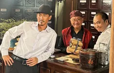 Hứa Vĩ Văn hội ngộ bạn diễn đặc biệt sau 15 năm, NSND Trịnh Kim Chi nhận bằng thạc sĩ ở tuổi 54