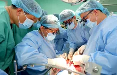 Bệnh viện Trung ương Huế ghép thành công 4 tạng xuyên Việt từ một người hiến