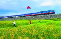 Hành trình đường sắt Bắc - Nam xếp hạng 'tuyệt vời nhất thế giới' 2025