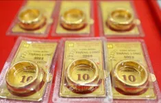Giá vàng quay đầu giảm