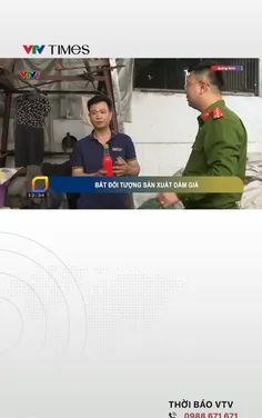 Khởi tố hai mẹ con sản xuất dấm giả từ axit pha nước lã