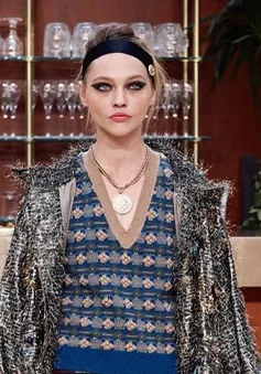 Chanel ra mắt BST ấm áp dành cho các quý cô