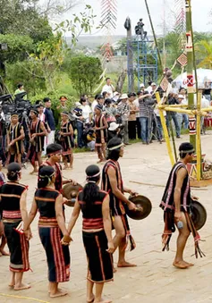 Những người “giữ lửa” cho văn hóa Tây Nguyên