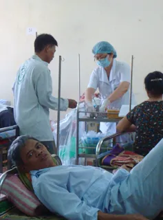 Phát động phong trào "Toàn dân chung tay đánh gục virus viêm gan"