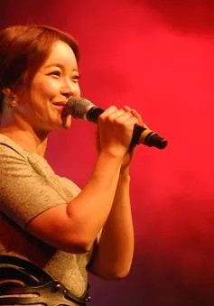 Nữ hoàng nhạc phim Baek Ji Young "mê hoặc" khán giả trẻ