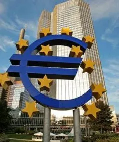 ECB sẵn sàng tăng tốc độ bơm tiền ra thị trường