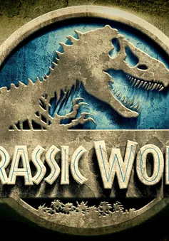 Jurassic World quật đổ kỷ lục của Avengers: Age of Ultron