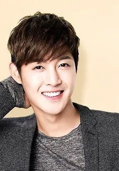 Kim Hyun Joong xét nghiệm DNA kiểm tra con ruột