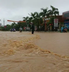 Mưa lũ tại Quảng Ninh: Phòng chống nguy cơ vỡ đập nước bãi thải than