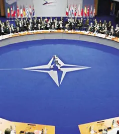 NATO nhóm họp trước việc Nga tăng cường hiện diện quân sự tại Syria