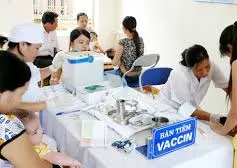 Bình Phước: Học sinh chóng mặt sau khi tiêm vacccine do tâm lý