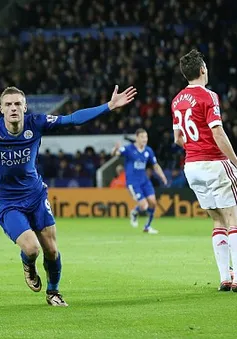 Chọc thủng lưới Man Utd, Vardy đi vào lịch sử Premier League