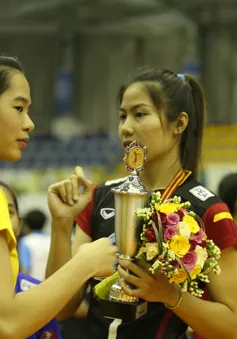 VTV Cup 2015: Lê Thúy đọ sắc cùng Thatdao