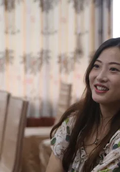 Mỹ nhân ĐH Nam Kinh hút hồn với giọng ca trong trẻo