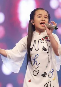 Vietnam Idol Kids 2016: Búp bê Khánh Linh khiến khán giả đứng ngồi không yên