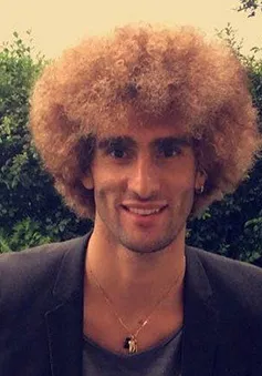 Fellaini gây sốc khi nhuộm vàng mái tóc xù để đón EURO 2016