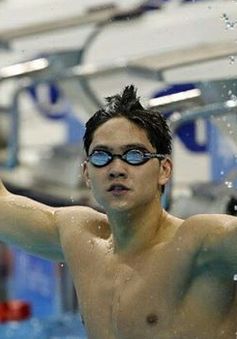 NÓNG: Kình ngư số 1 Singapore đánh bại cả "huyền thoại sống" Michael Phelps