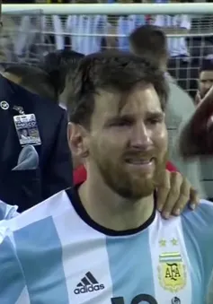 Câu hỏi của con trai khiến Messi "đau như cắt ruột"