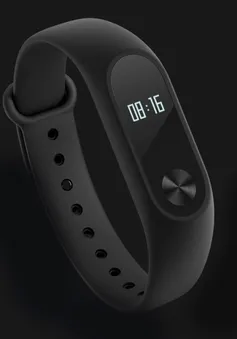 Xiaomi Mi Band 2 cập bến Việt Nam với giá khoảng 700.000 đồng